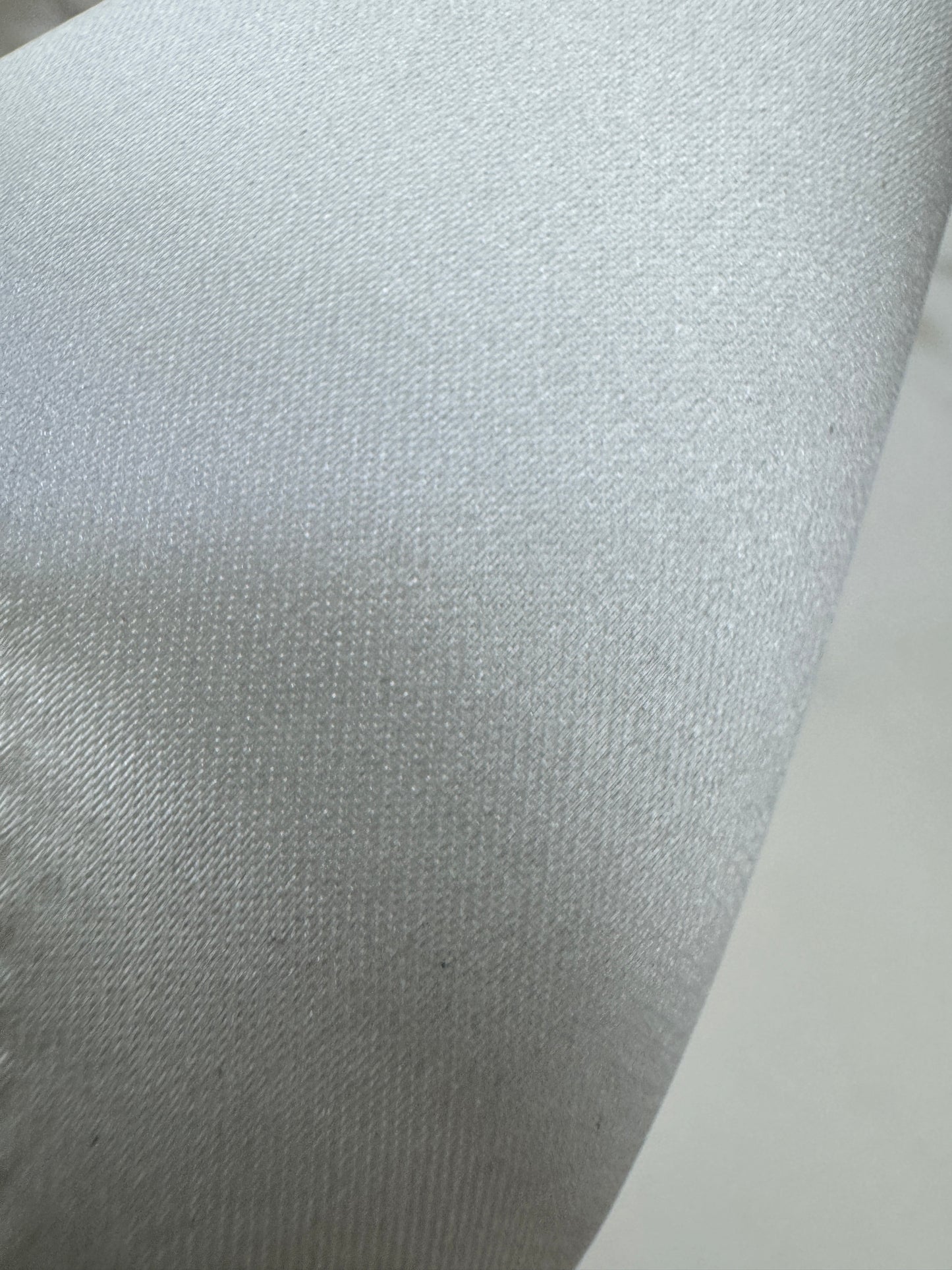 JIMMY CHOO Saeda 85 緞面白