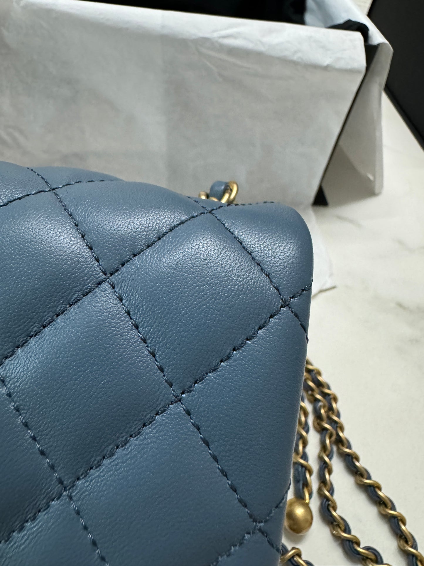 CHANEL 新金球方胖子 牛仔藍 Pearl Crush