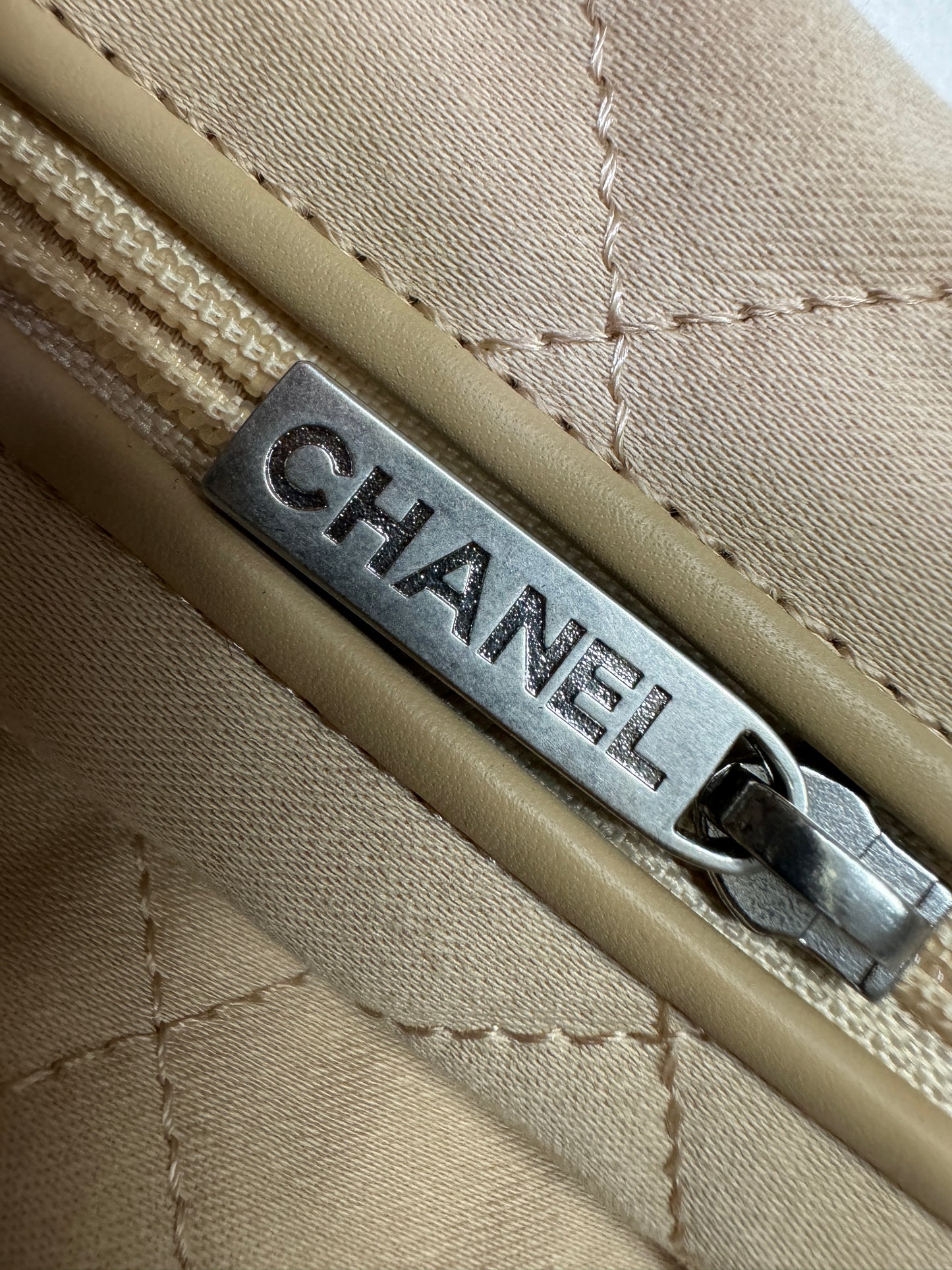 CHANEL 22bag 白銀 小號 Small