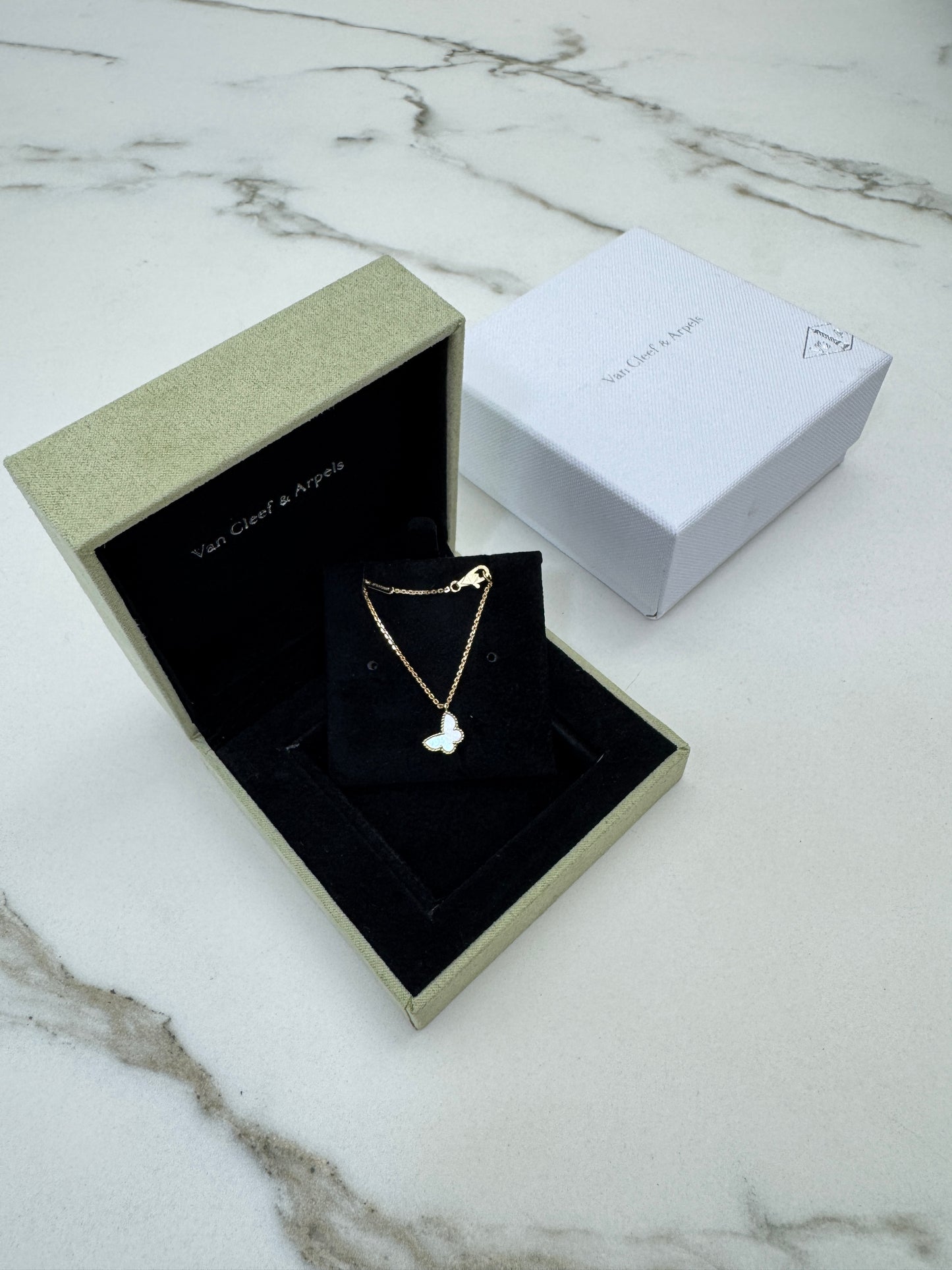 VCA Sweet Butterflies Necklace