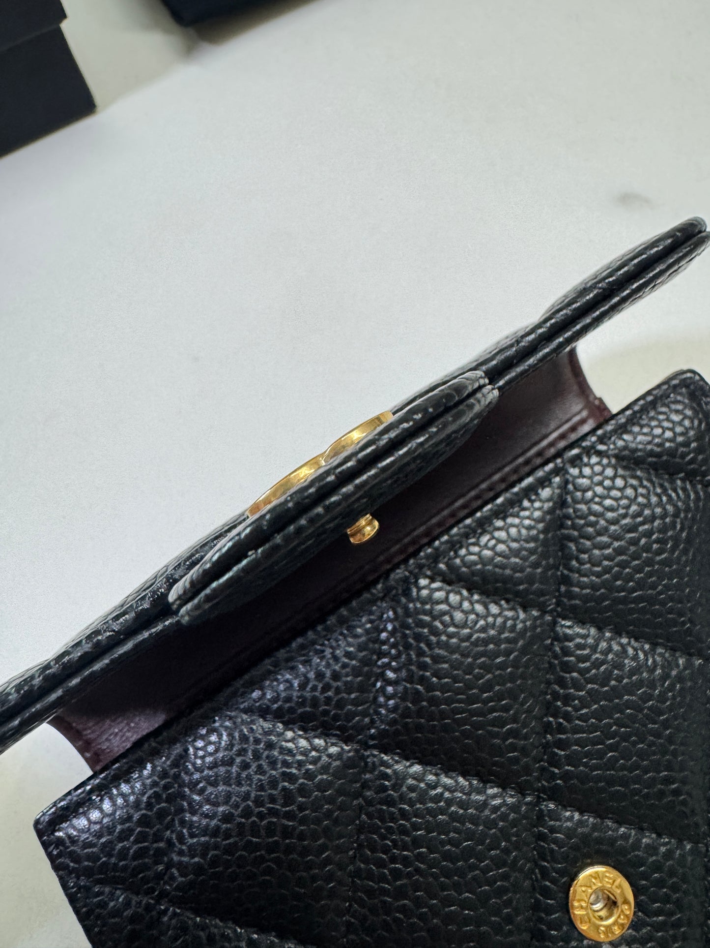 CHANEL CF三摺錢包 黑金牛