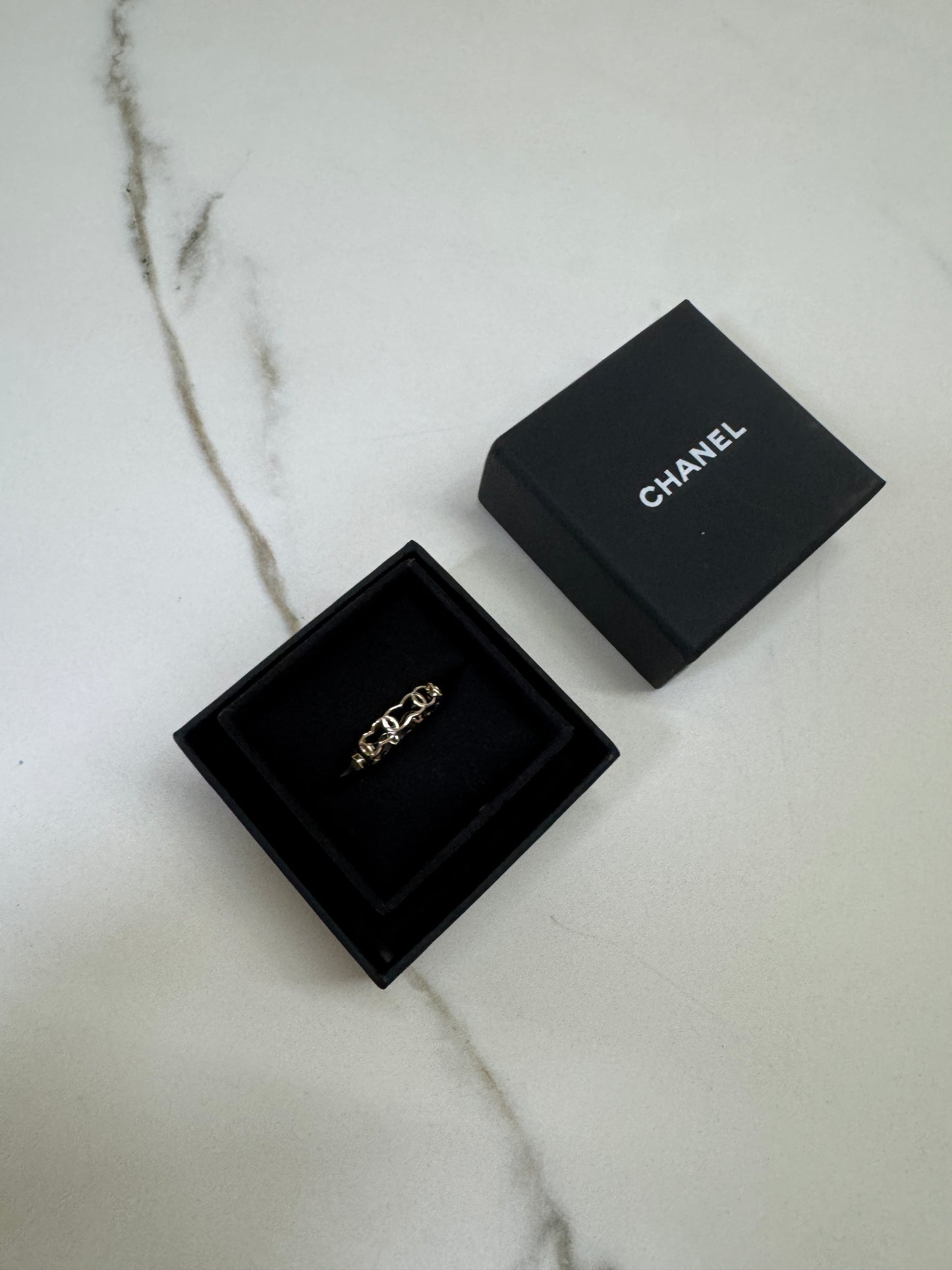 CHANEL 21A淺金色 鏤空戒指