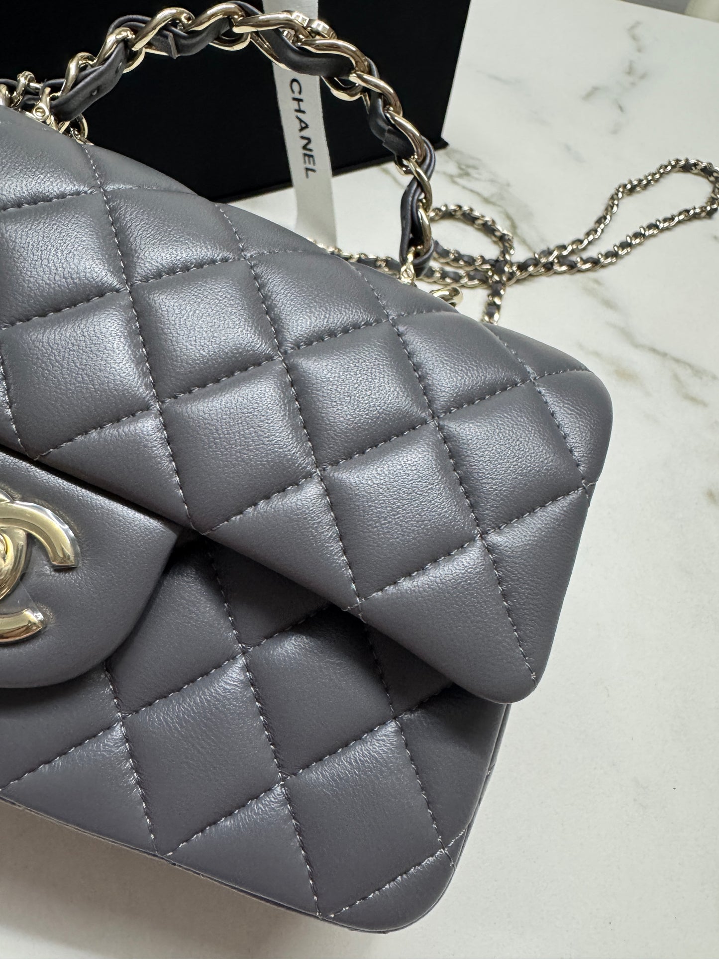 CHANEL 23K Mini CF with Top Handle 手柄CF 深灰色羊皮