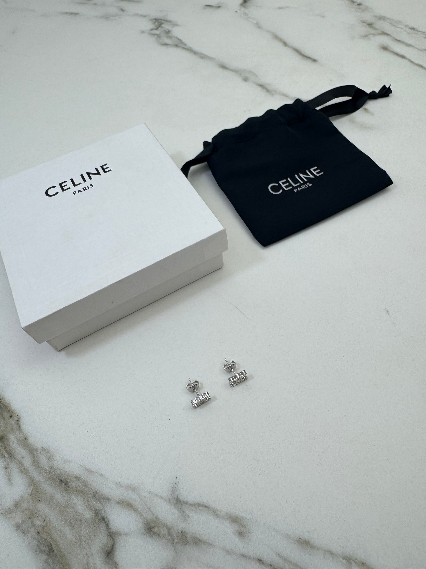 CELINE 銀色凱旋門耳釘
