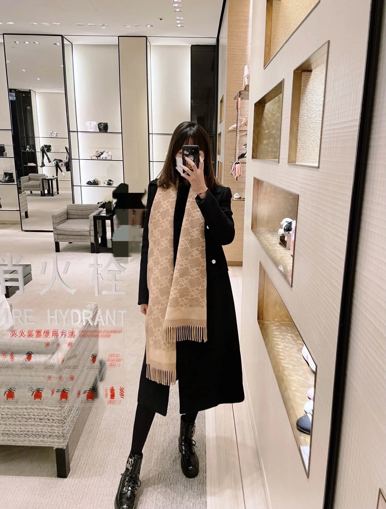 CHANEL 亮面皺牛皮 菱格馬丁靴 大logo