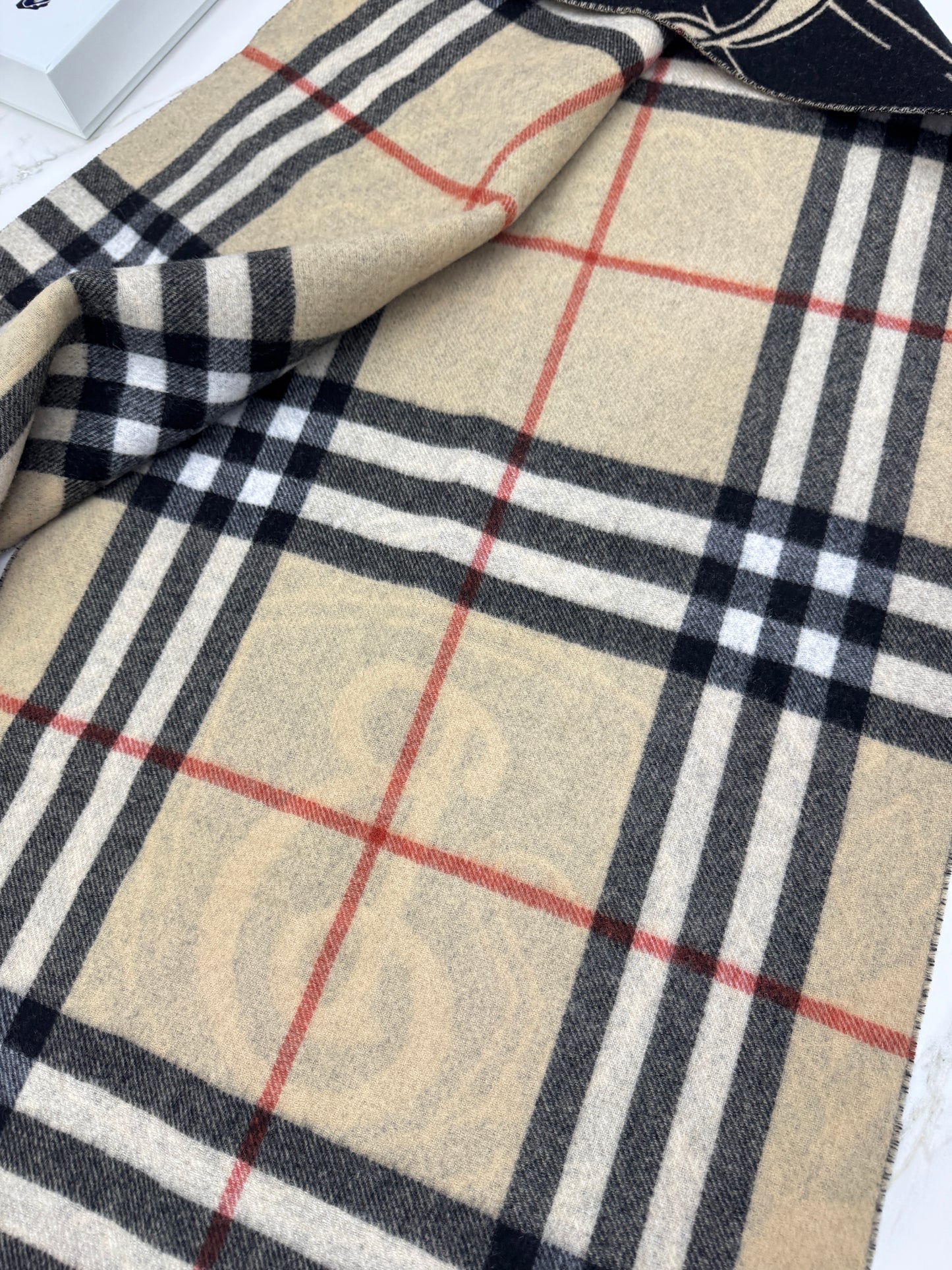 BURBERRY 雙面戰馬圍巾