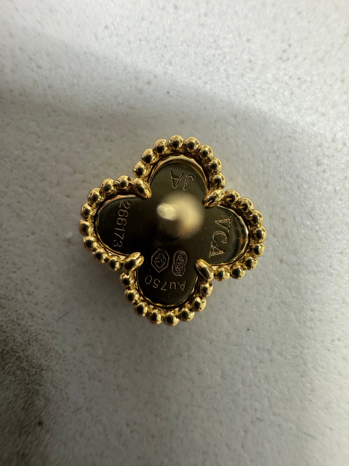 VCA Sweet Alhambra 白貝母 Mini四葉草