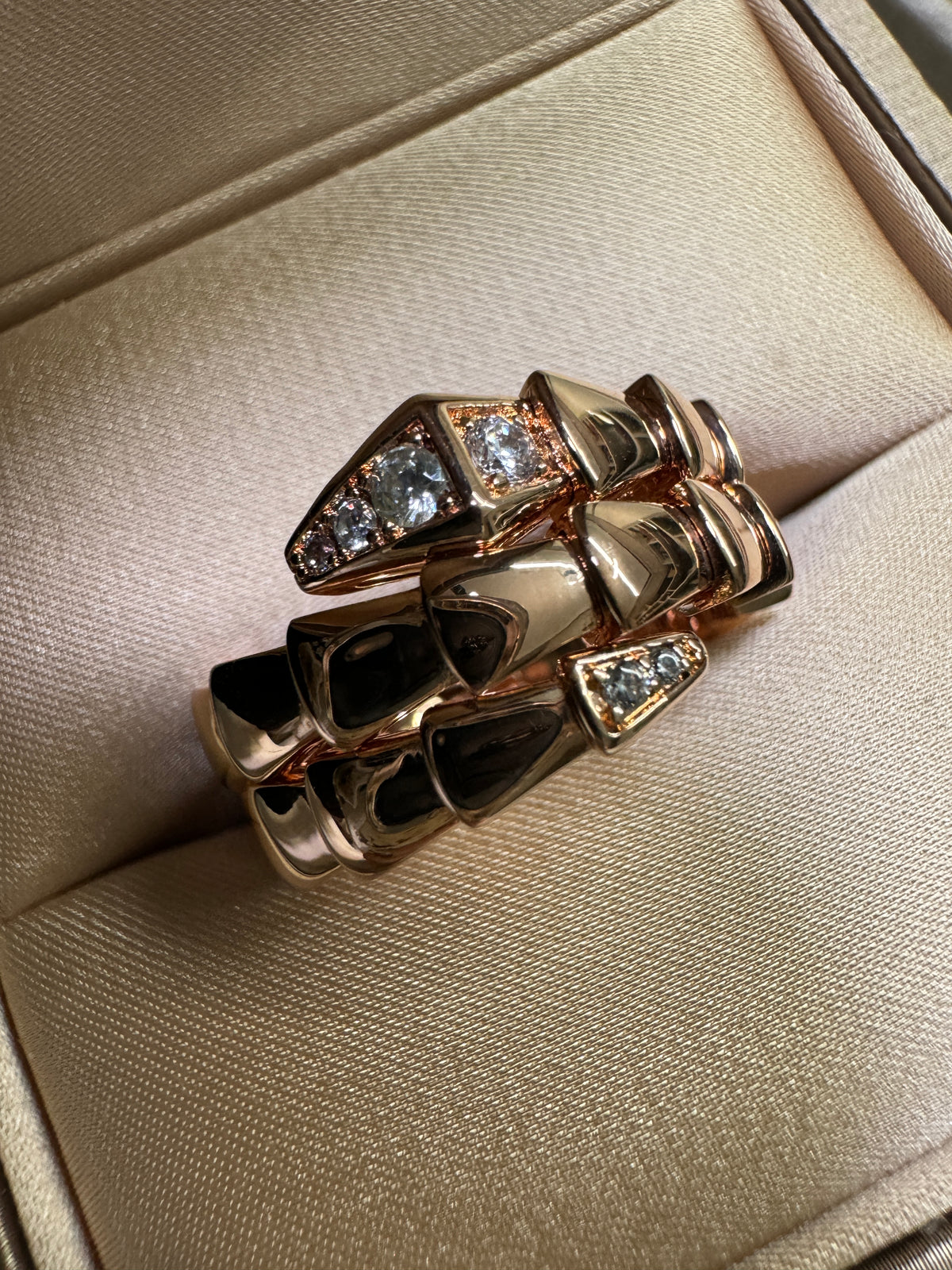 BVLGARI Serpenti 3層蛇骨戒指 玫瑰金