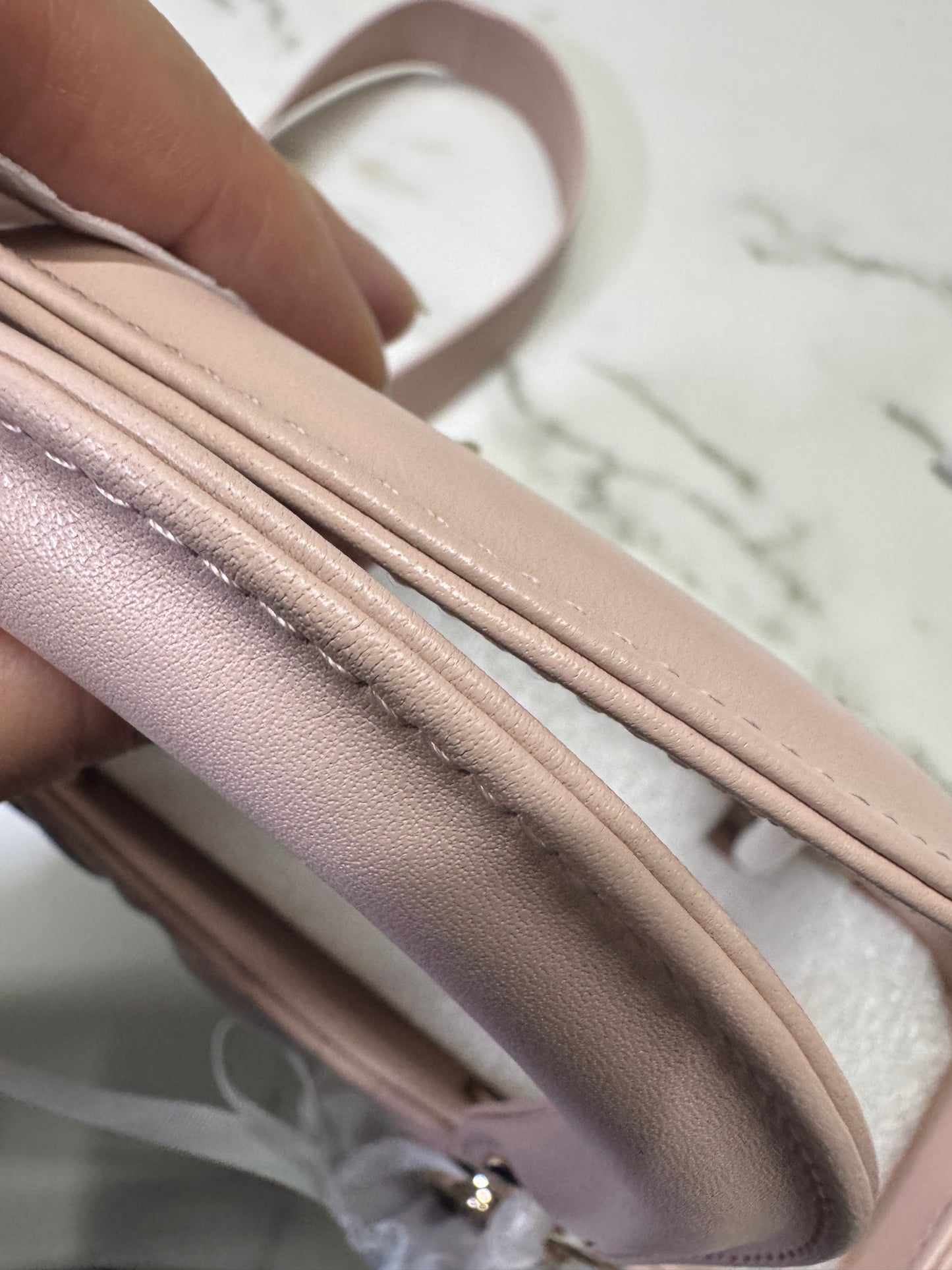 DIOR Lady Dior Small 胭脂粉