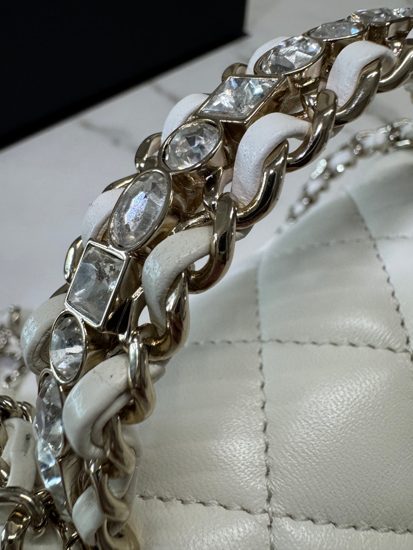 CHANEL 23A水鑽手柄 Mini CF Handle 白色