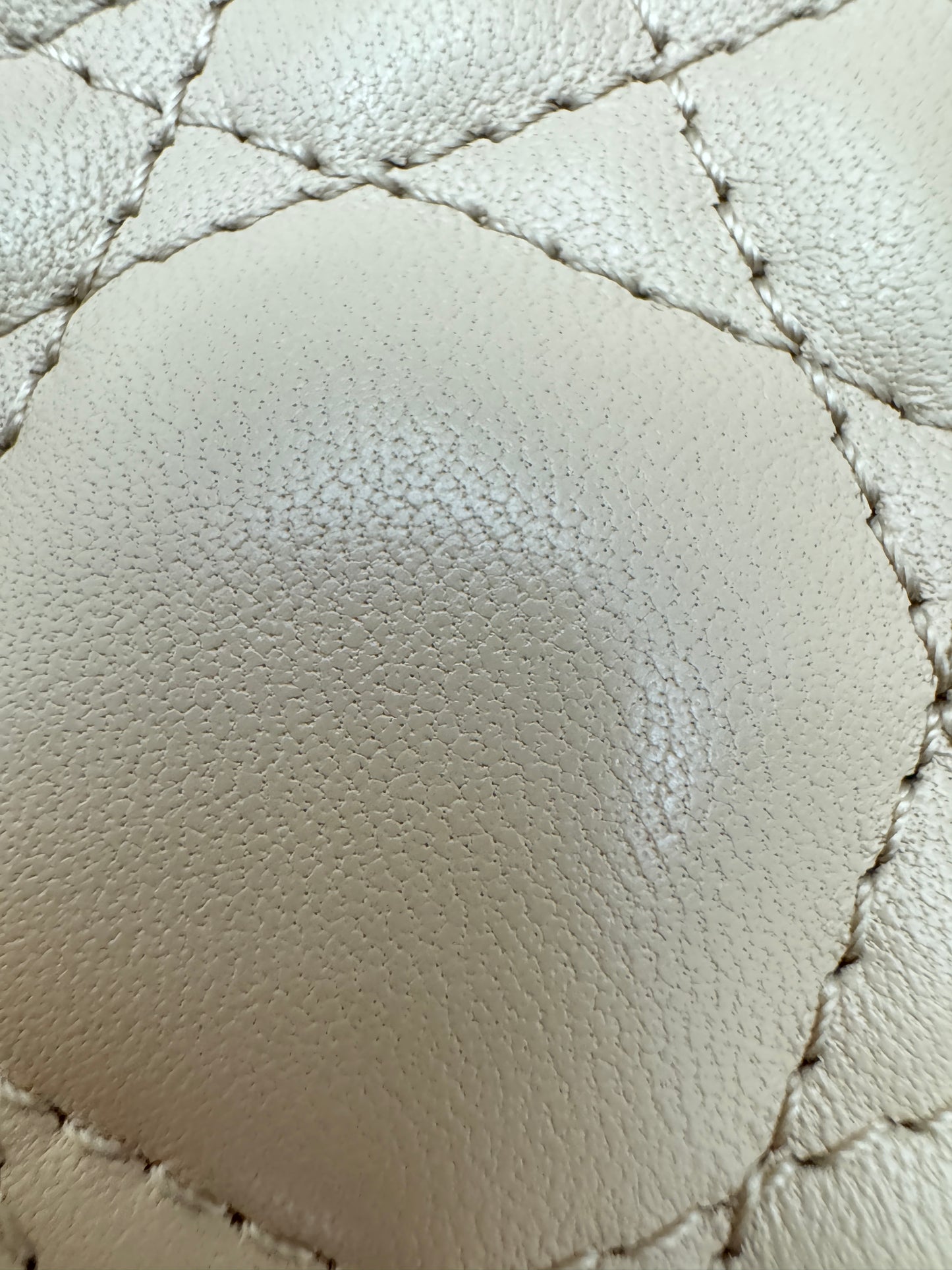 DIOR D-Joy Small 胭脂米 Powder Beige