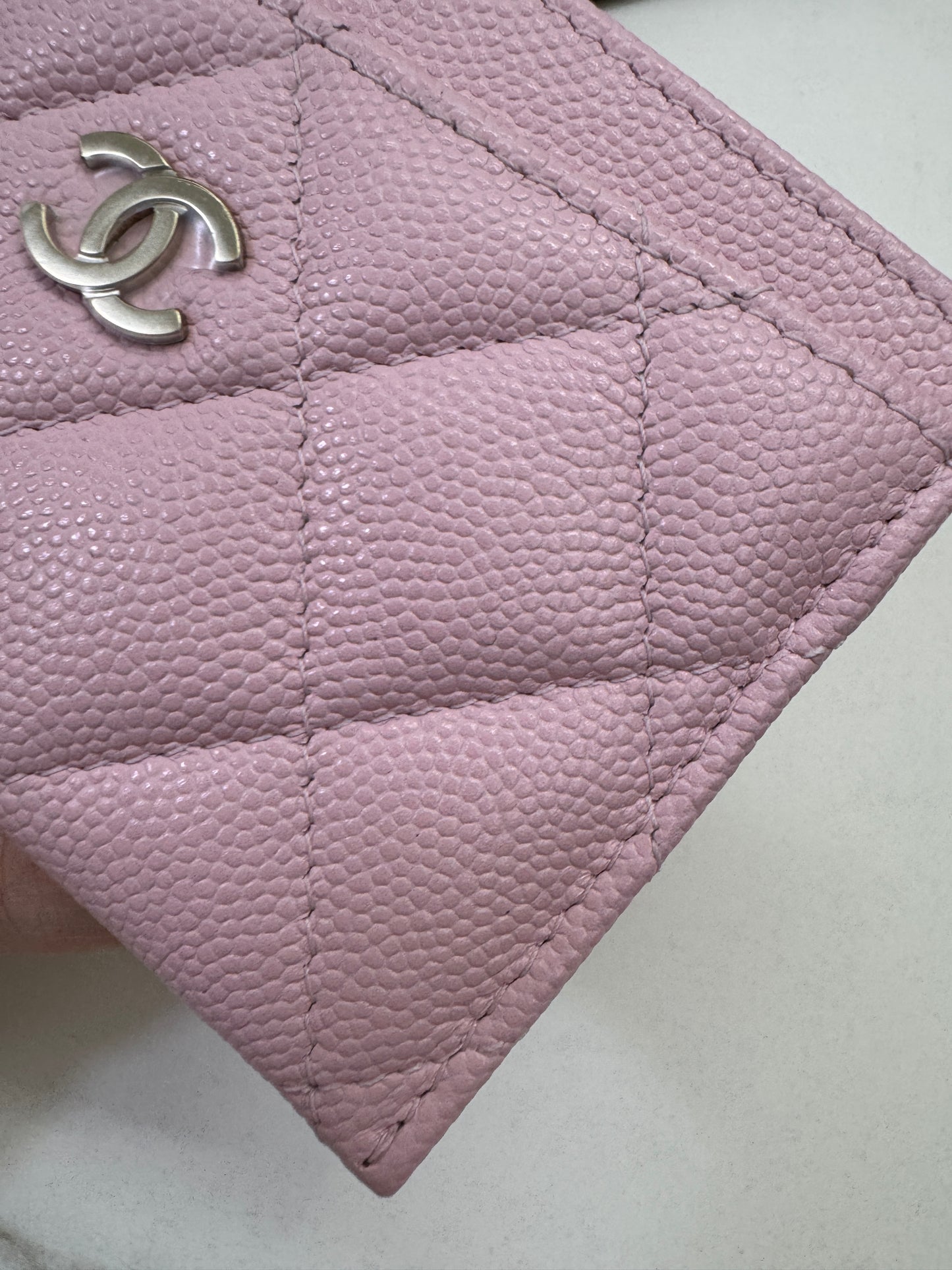 CHANEL 24S櫻花粉 Cardholder
