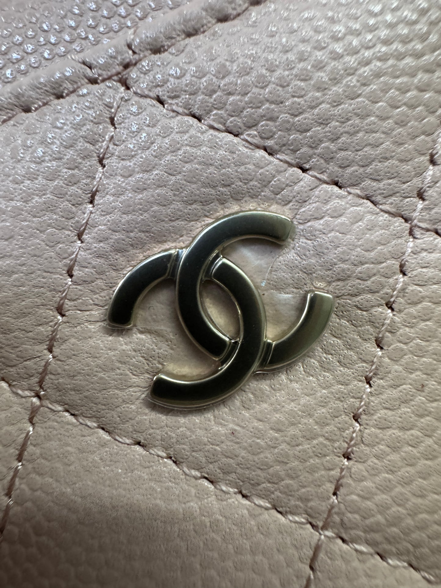 CHANEL 21C 裸粉色卡包