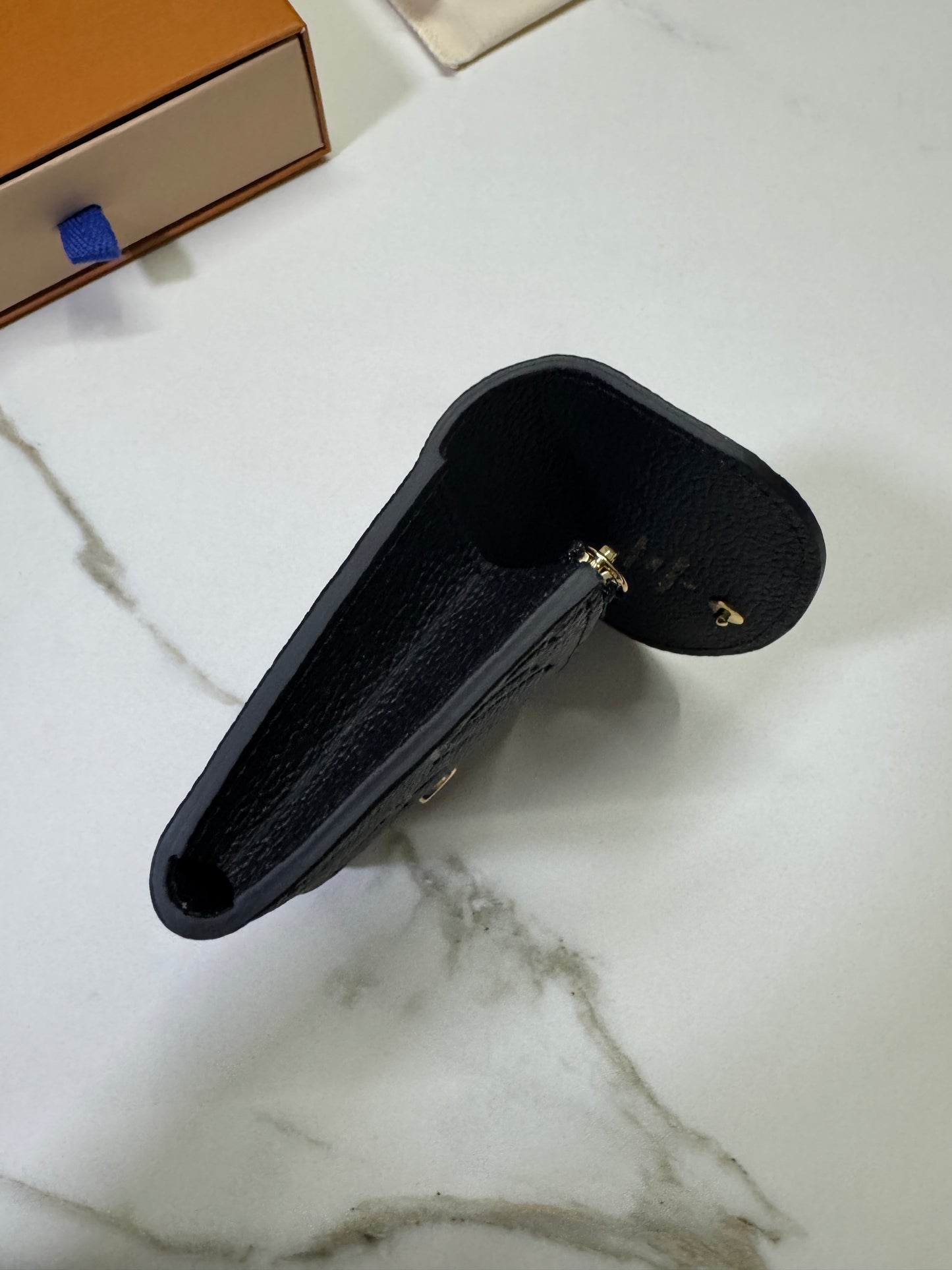 LV Rosalie 黑色全皮壓花零錢包