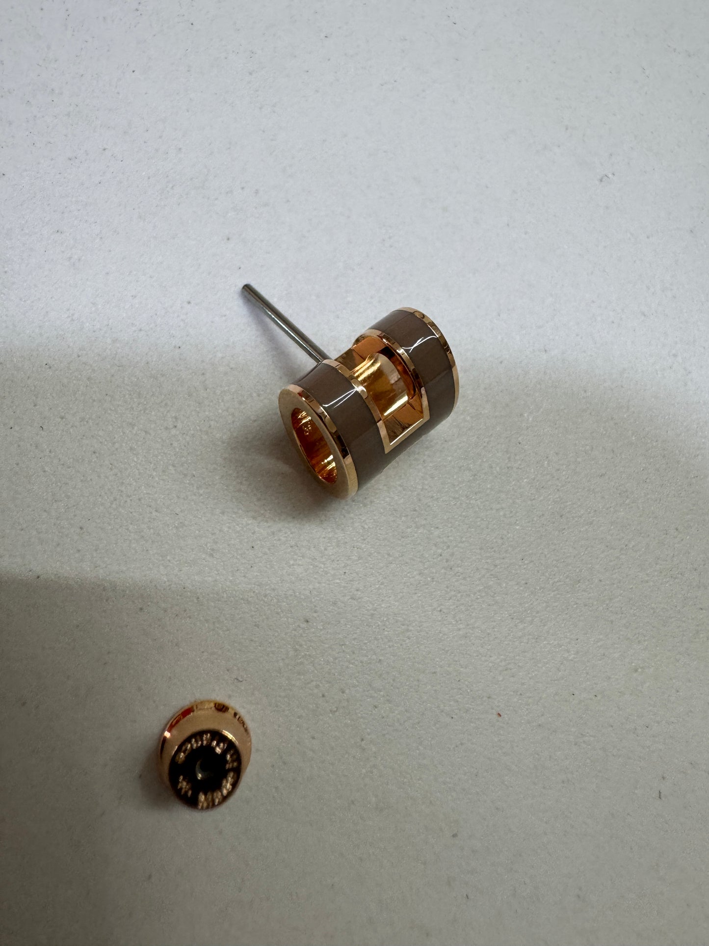 HERMES Pop H 奶茶灰 玫瑰金耳環