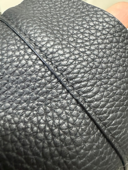 THE ROW Bindle Three Black