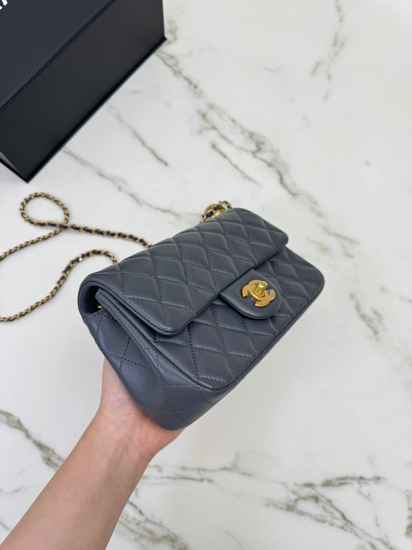 CHANEL 金球 Mini CF20 石墨灰 深灰羊皮