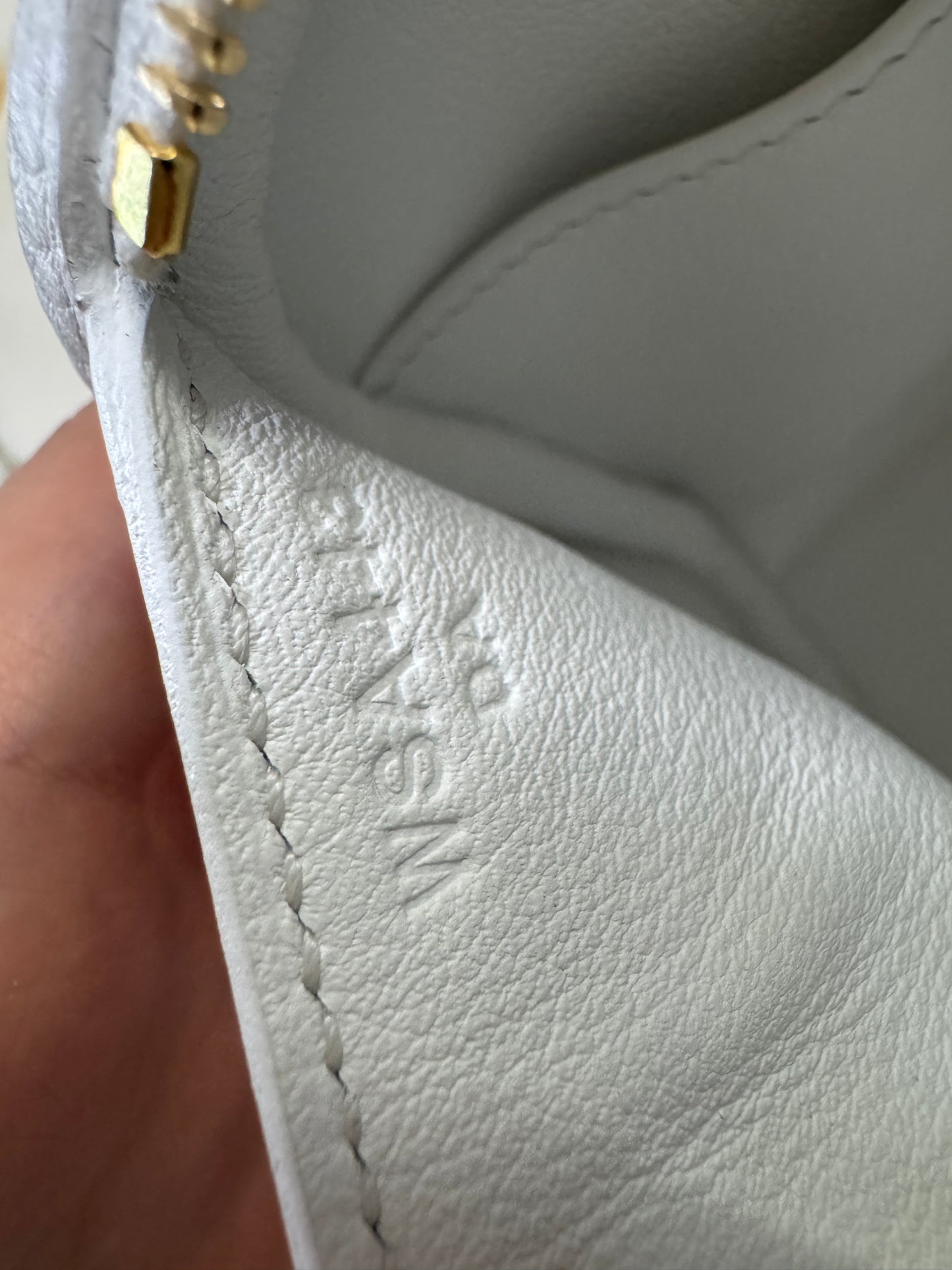 HERMES Mini Lindy II 純白色TC 金扣 GHW