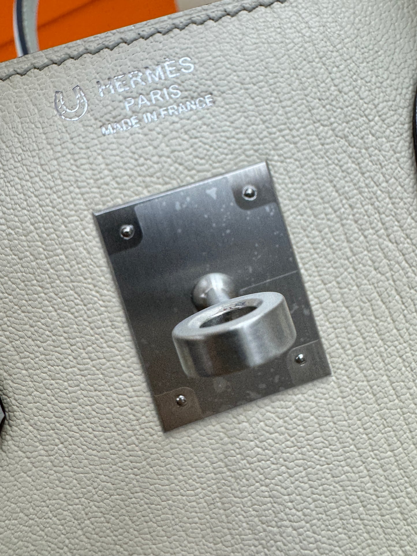 HERMES Birkin 30 SO 珍珠灰拼奶昔白山羊皮 拉絲銀扣 Chevre Mysore Gris Pearl x Craie