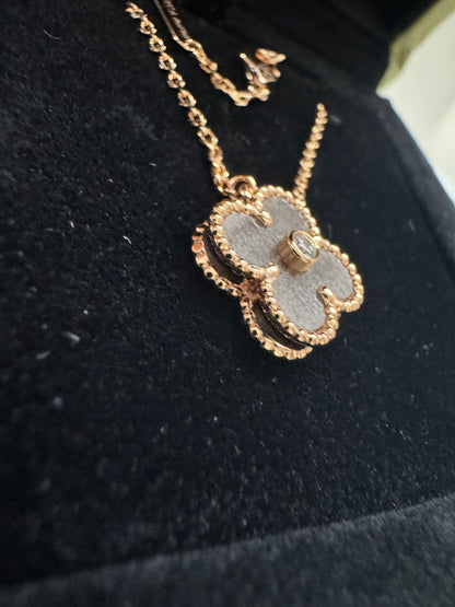 VCA 銀耀石玫瑰金項鏈［2023聖誕款］