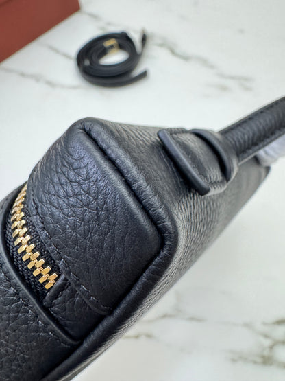 LORO PIANA Extra Pocket 19 黑金