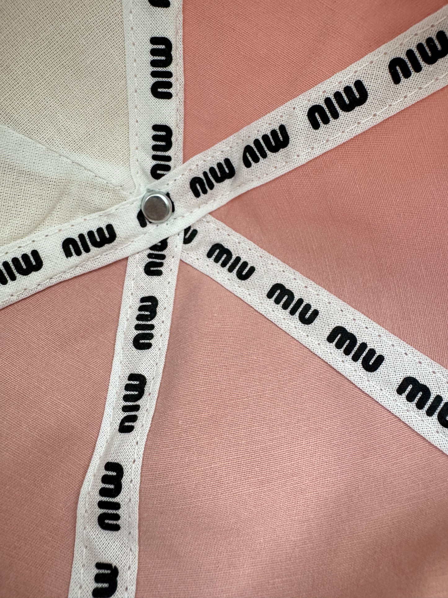 MIU MIU 鴨舌帽 粉紅拼咖啡色￼