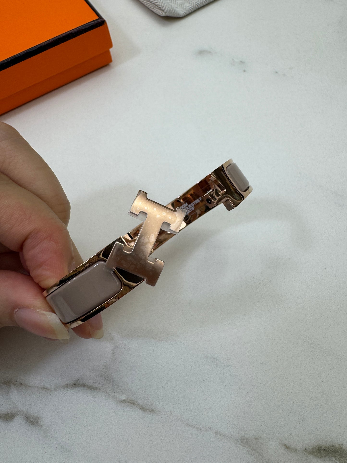 HERMES Clic H Bracelet 奶茶灰玫瑰金扣 Marron Glace Rose Gold