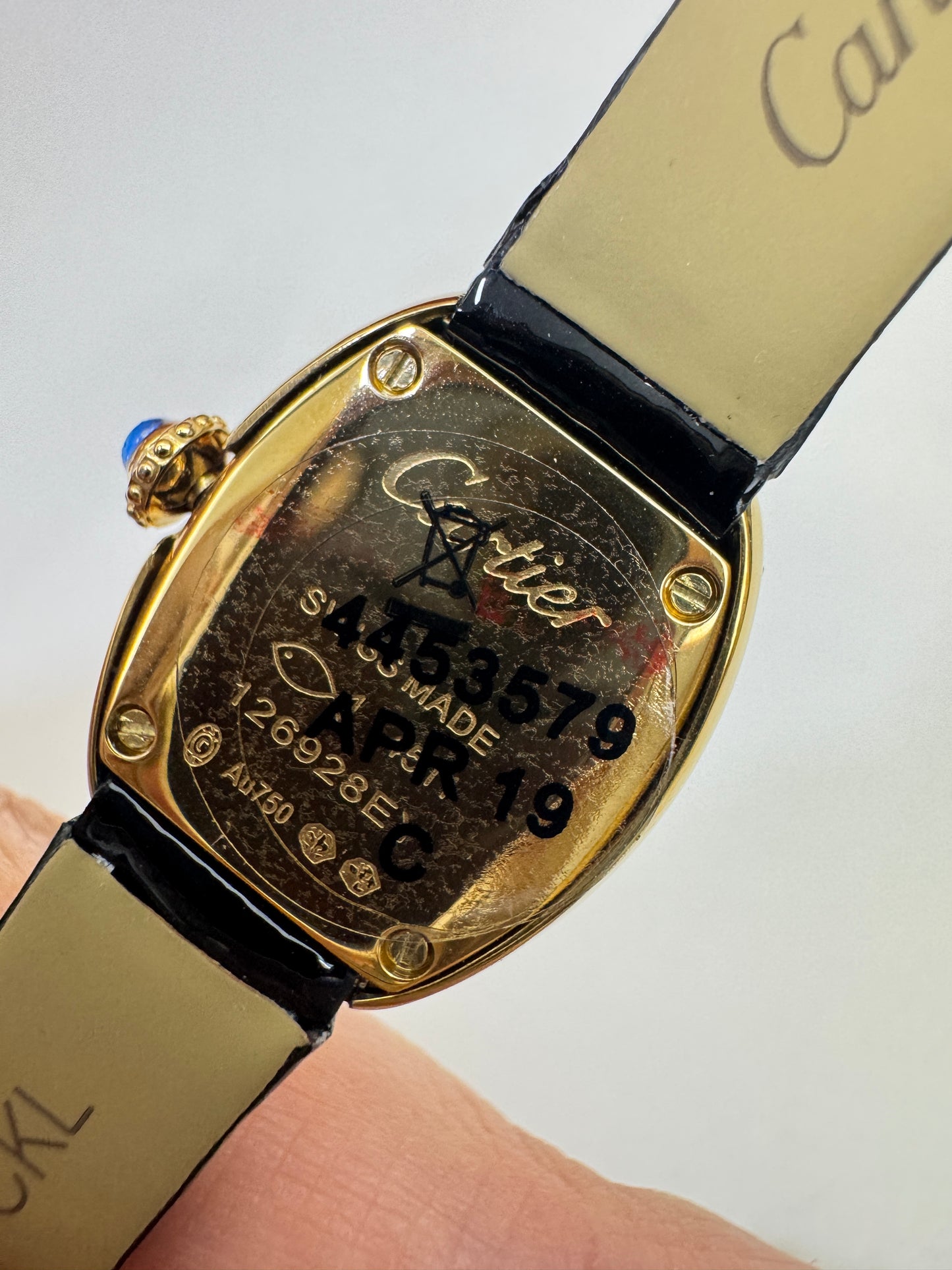 CARTIER Baignoire 亮面皺褶牛皮錶帶
