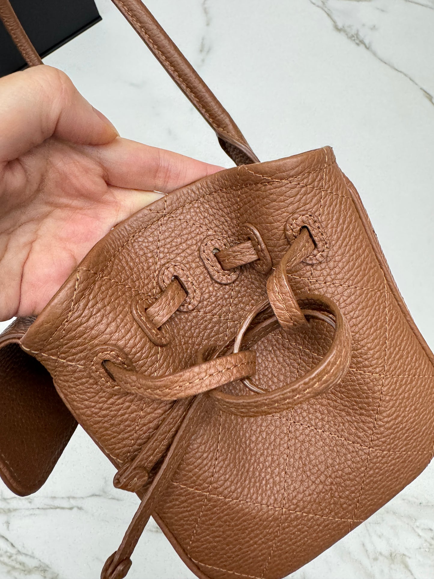 CHANEL 26S Shopping Bag 法棍包 焦糖棕
