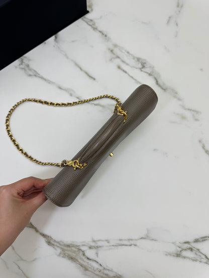 CHANEL 26A 蜥蜴壓紋 灰色Clutch