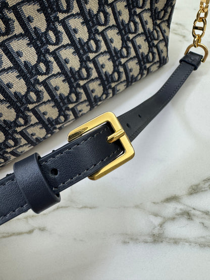 DIOR Diorstar Hobo 飯盒包