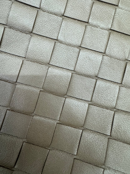 BV Hop Small Pinecone