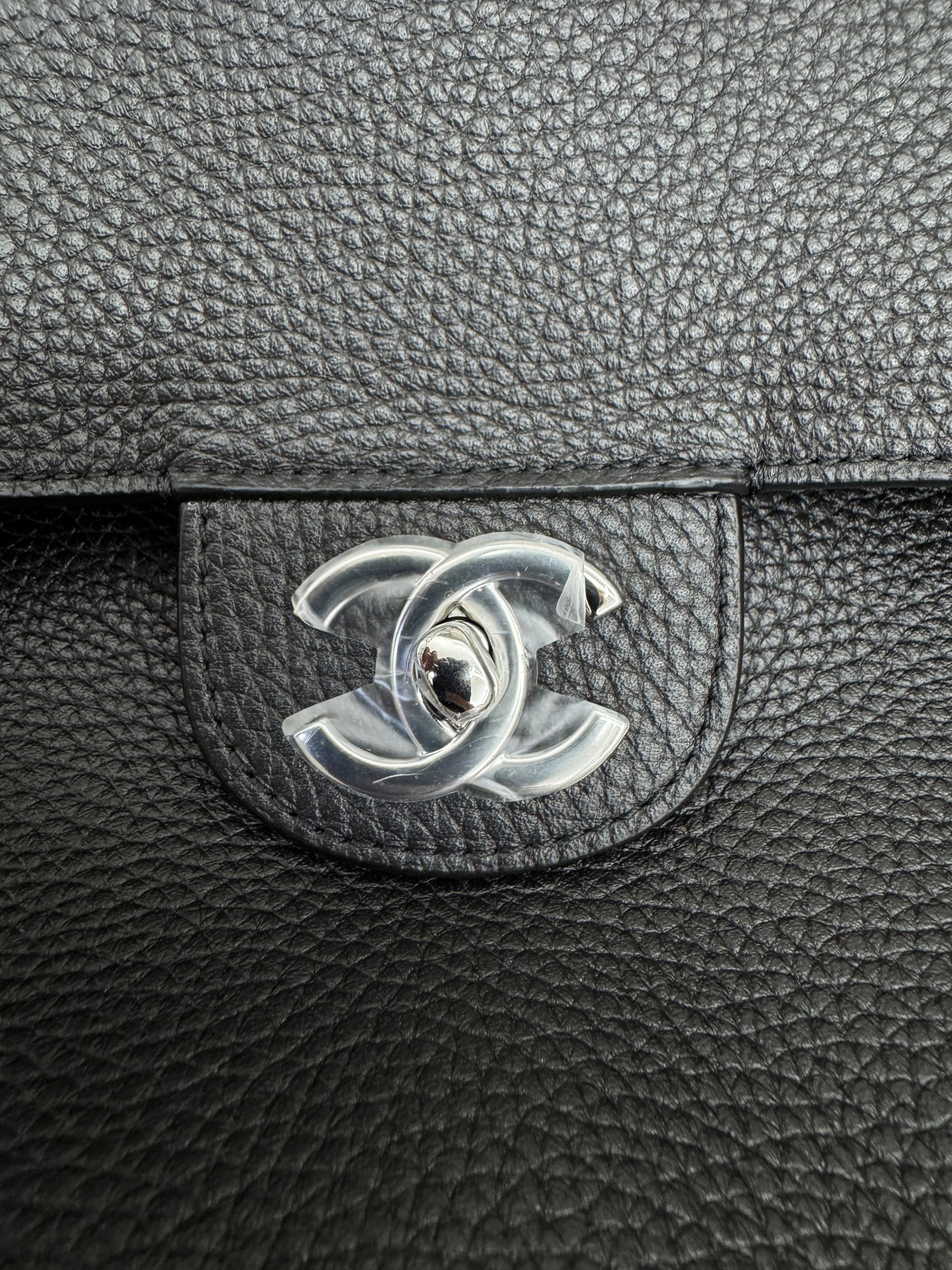 CHANEL Maxi Flap 大號38cm 黑銀