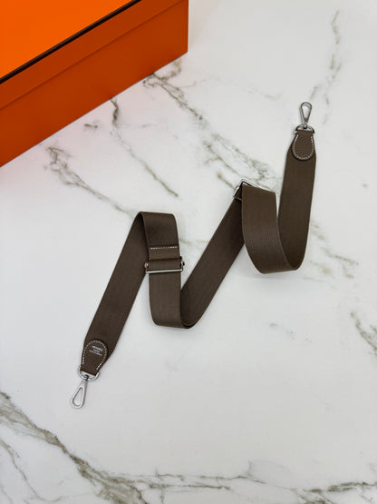 HERMES Evelyne 23 大象灰銀扣 Etoupe TC PHW