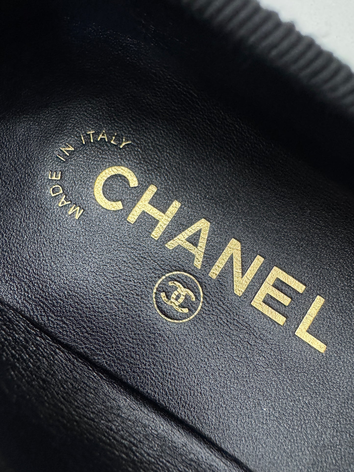 CHANEL Cambon Ballet Flats 芭蕾舞鞋 黑拼白
