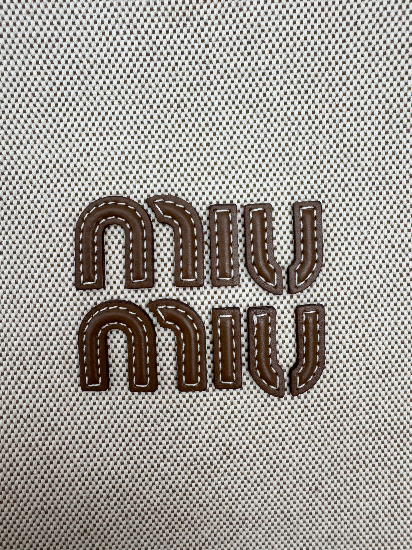 MIU MIU Ivy Tote 帆布 Regular Size