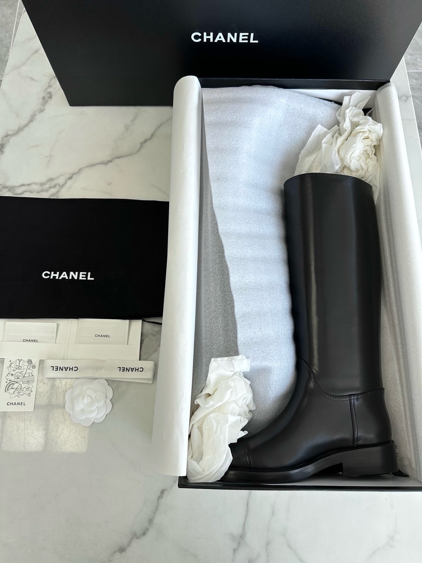 CHANEL 經典騎士長靴 ￼