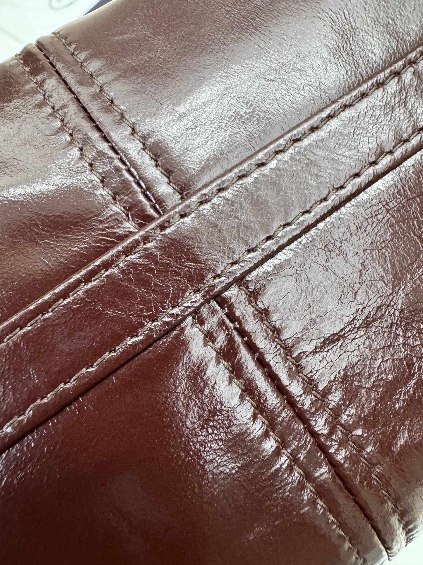 PRADA Bonnie XL Dark Brown (Lux Soft)