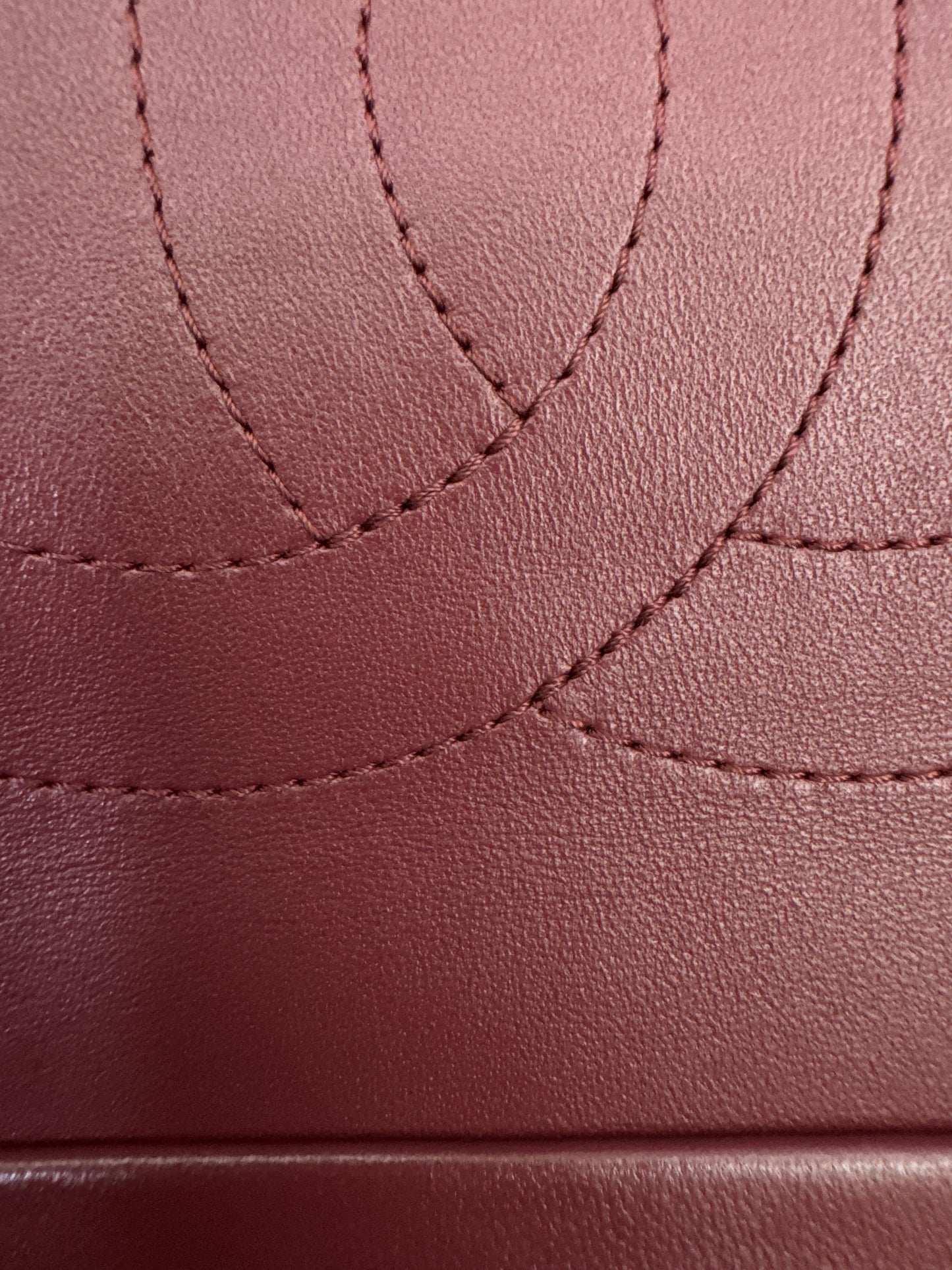 CHANEL 26S Maxi Flap Bag 黑銀小號（32cm)