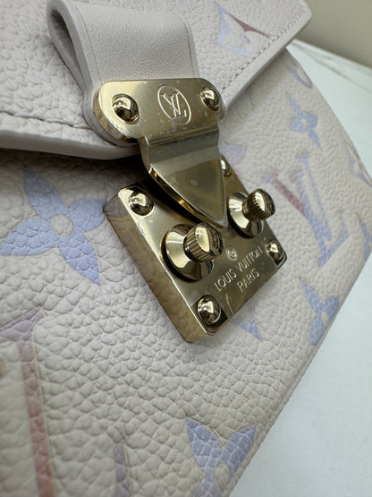 LV Pochette Metis East-West 漸變紫