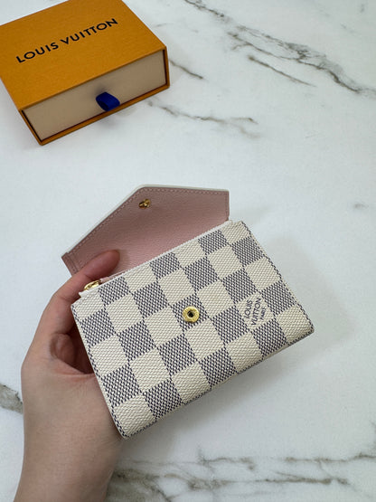 LV N64022 白棋盤三摺錢包 Victorine Wallet Damier Azur Canvas