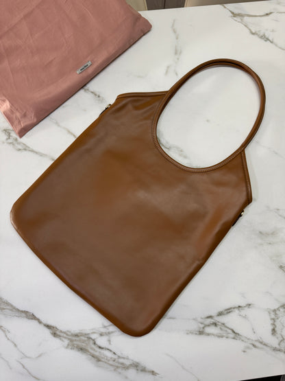 MIU MIU Ivy Tote Regular 淺棕色