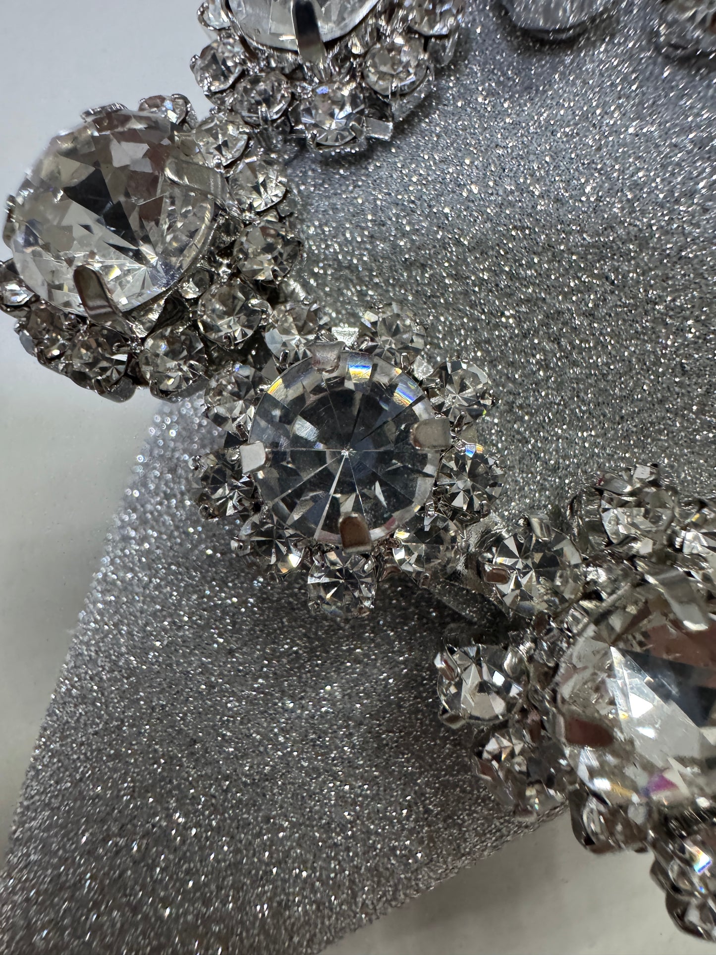 RV 銀色細閃 鑽扣高跟鞋 6cm