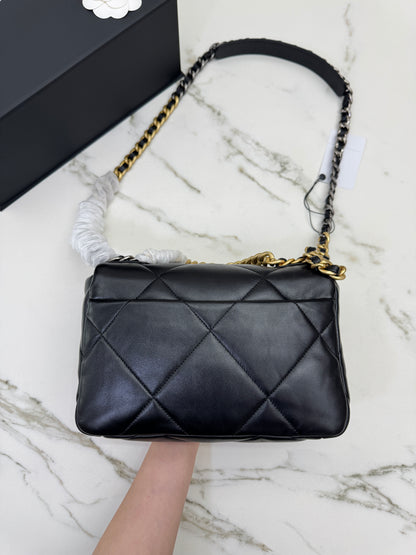 CHANEL 19Bag 黑金 Small