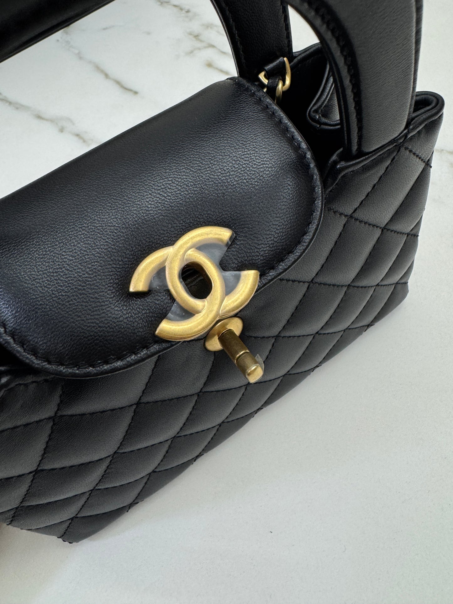 CHANEL Kelly 小羊皮 Lambskin