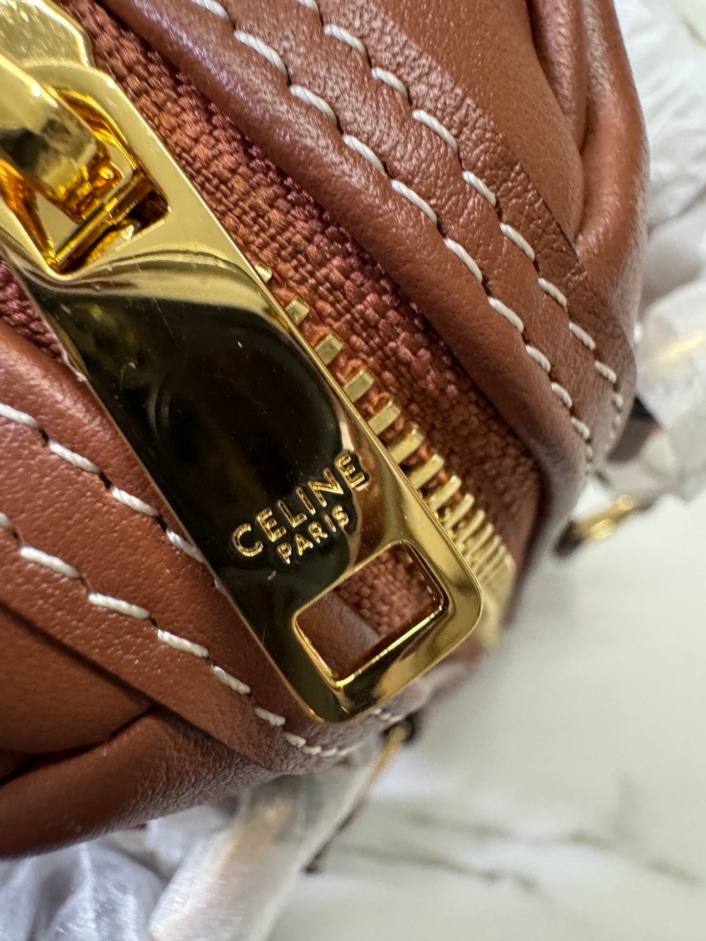 CELINE Triomphe Boston 棕色