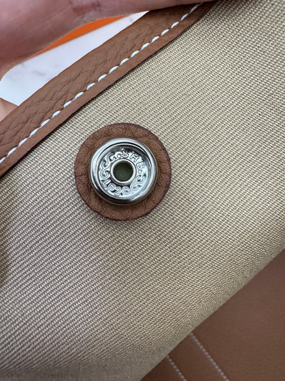HERMES Garden Party 36 金棕拼風衣灰帆布 Negonda/ Canvas
