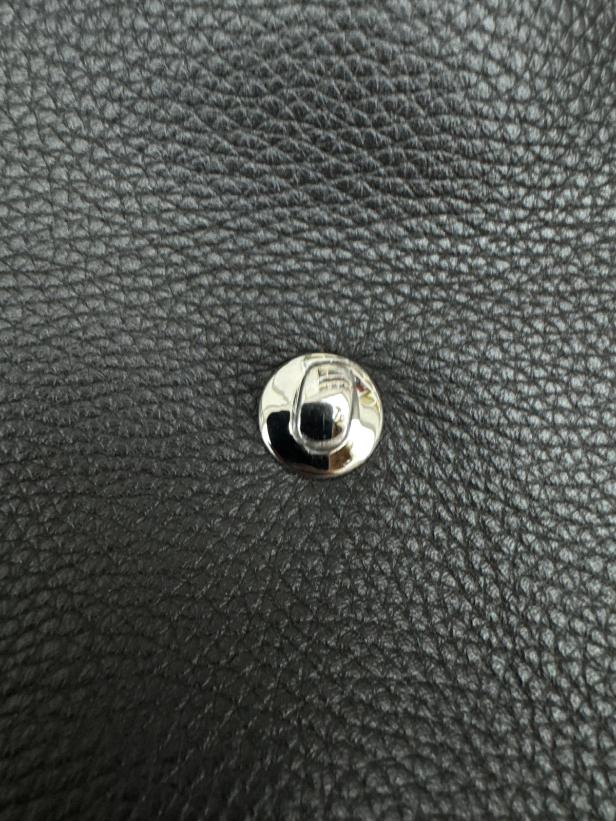 CHANEL Maxi Flap 大號38cm 黑銀