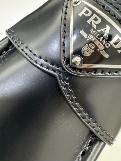 PRADA 光面皮革Loafers