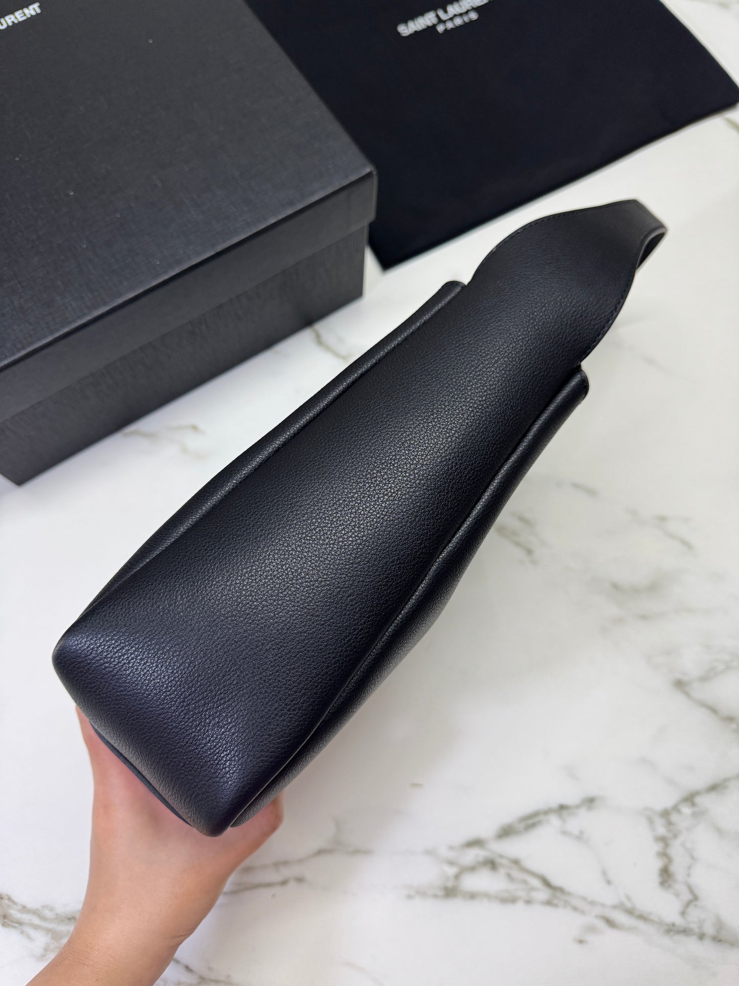 YSL LE 5 A 7 Hobo Small Black